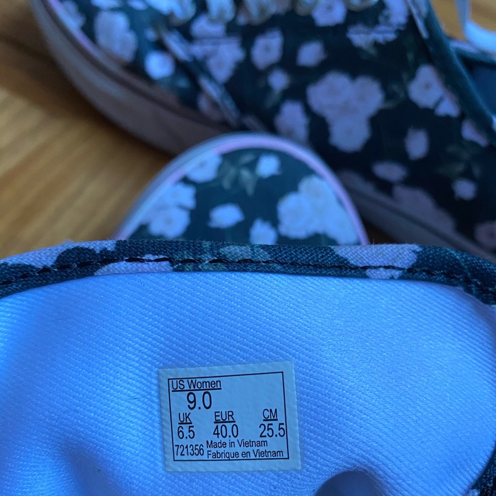 Floral Vans - Picture 8 of 10